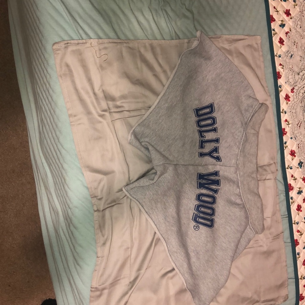 Shorts - Picture 2 of 2